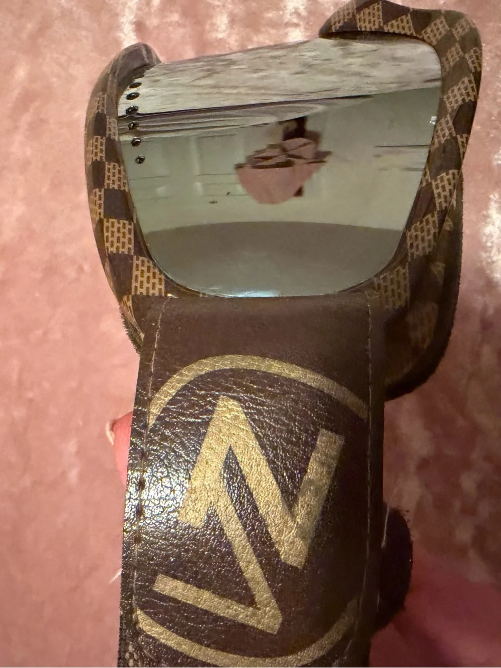 VonZipper Vintage checker-pattern model